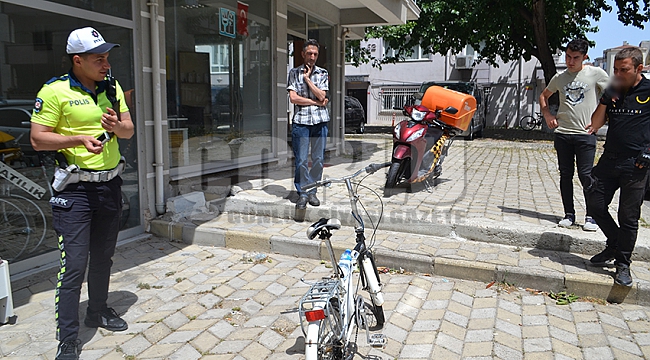 Motosiklet ile bisiklet kafa kafaya çarpıştı 2 yaralı Yerel Çorlu