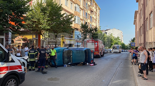 Anne Ve K Z Emniyet Kemeri Sayesinde Devrilen Ara Tan Yara Almadan